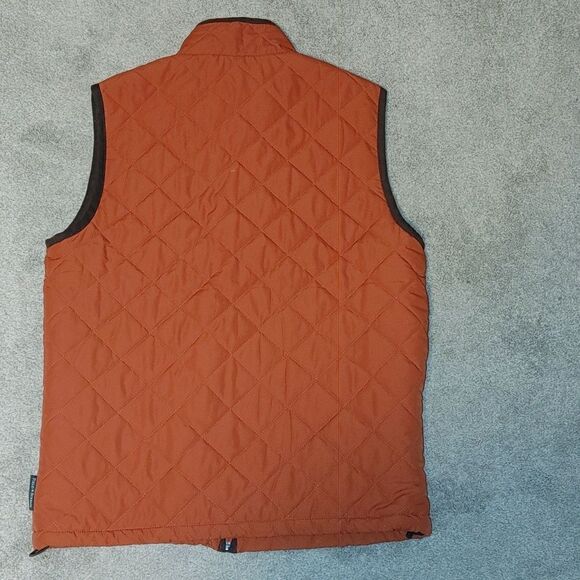 Men's Field & Stream Sport Vest - Picture 3 of 3
